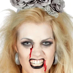 Diadeem Met Bloemen En Dooskopjes